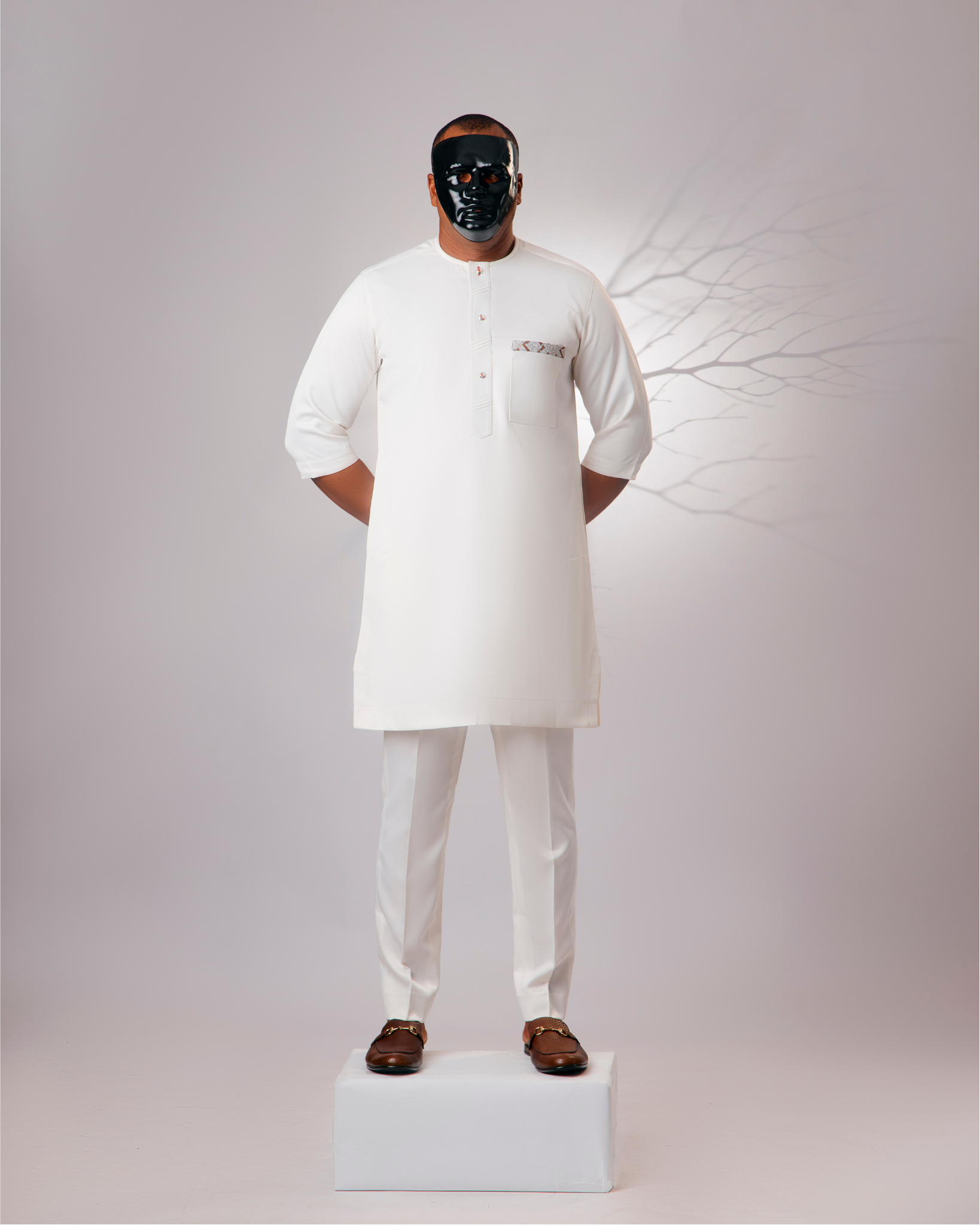 Chalk-White Kaftan