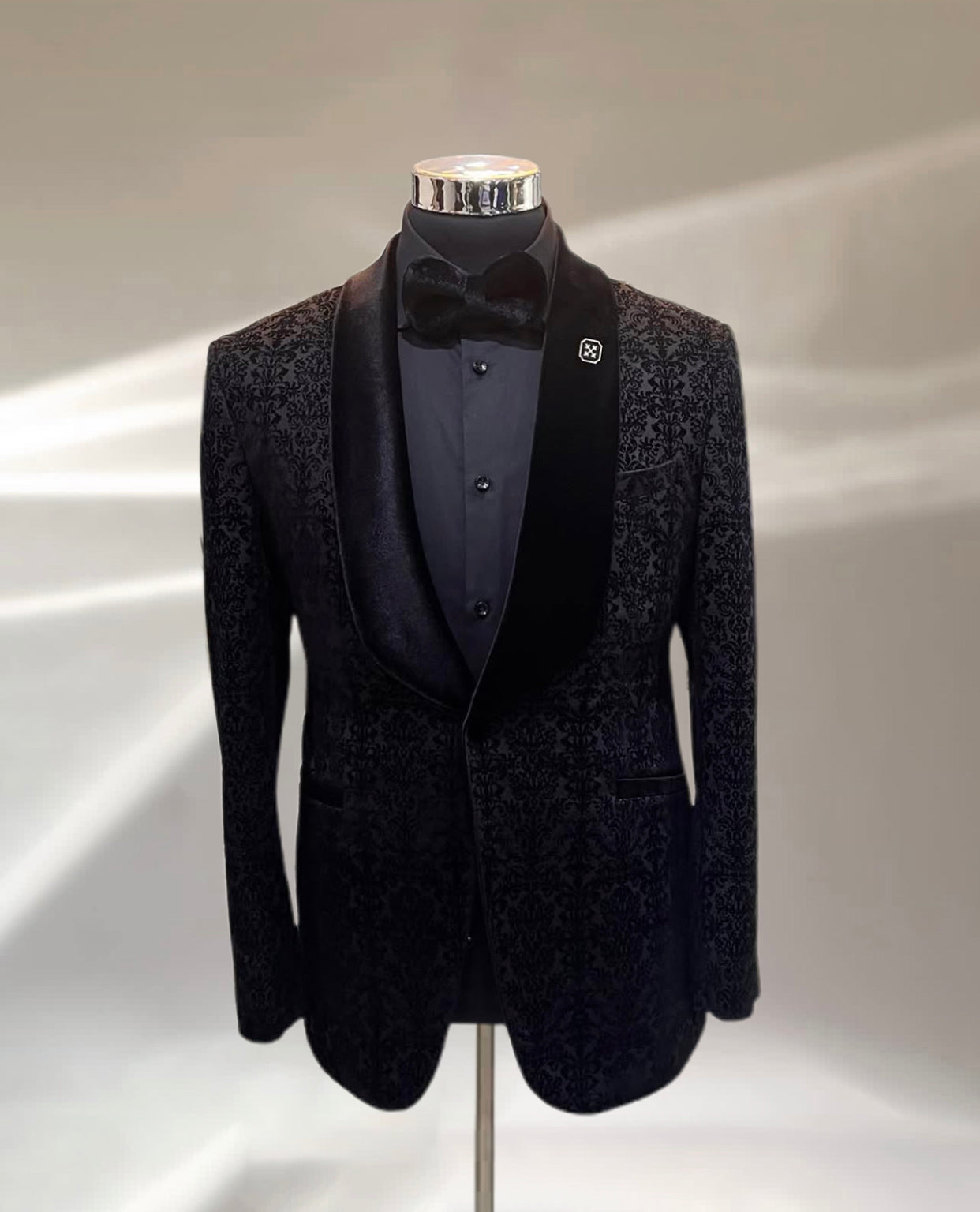 Black Base damask Tuxedo (Single Breasted)