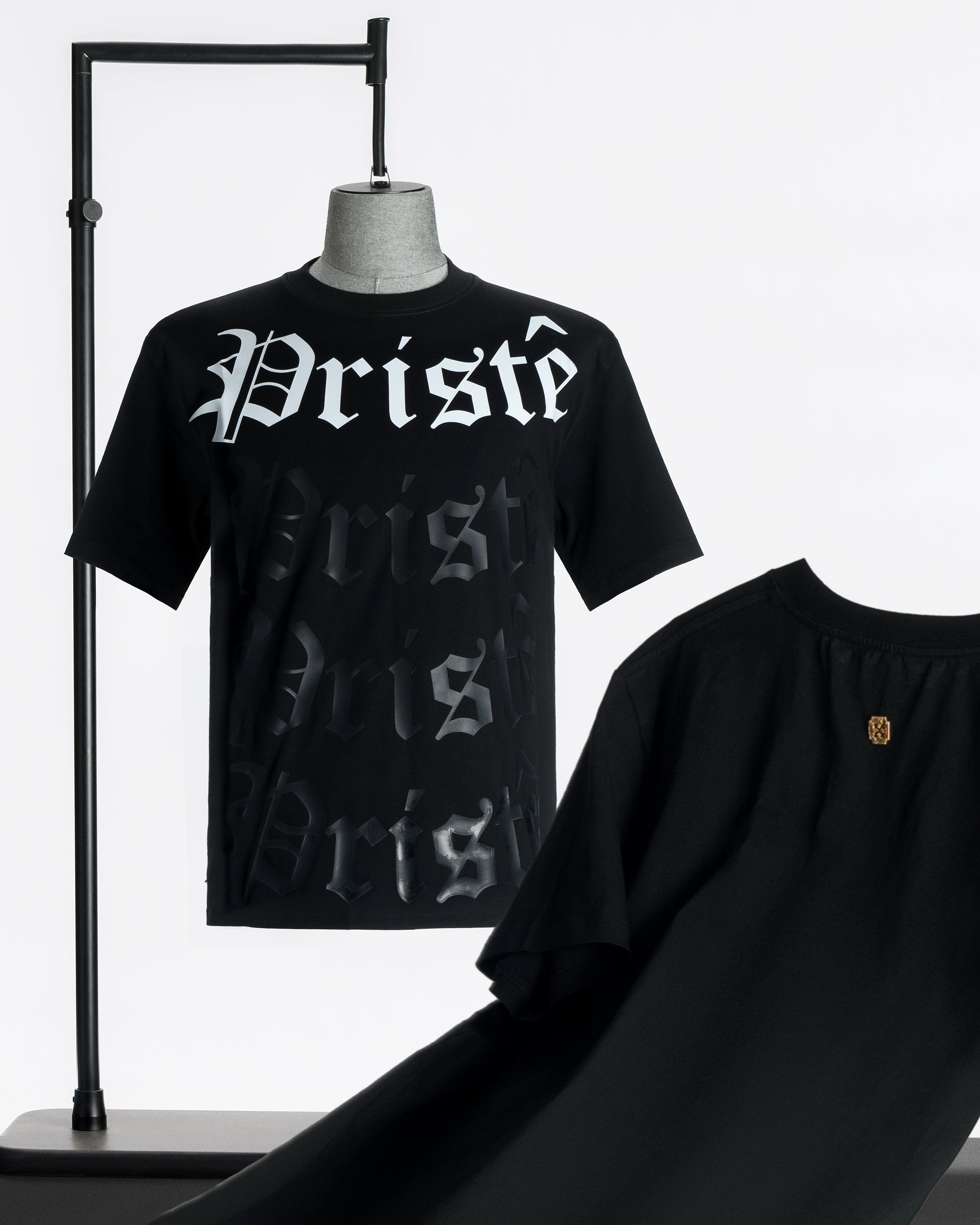 Black Priste T-Shirt