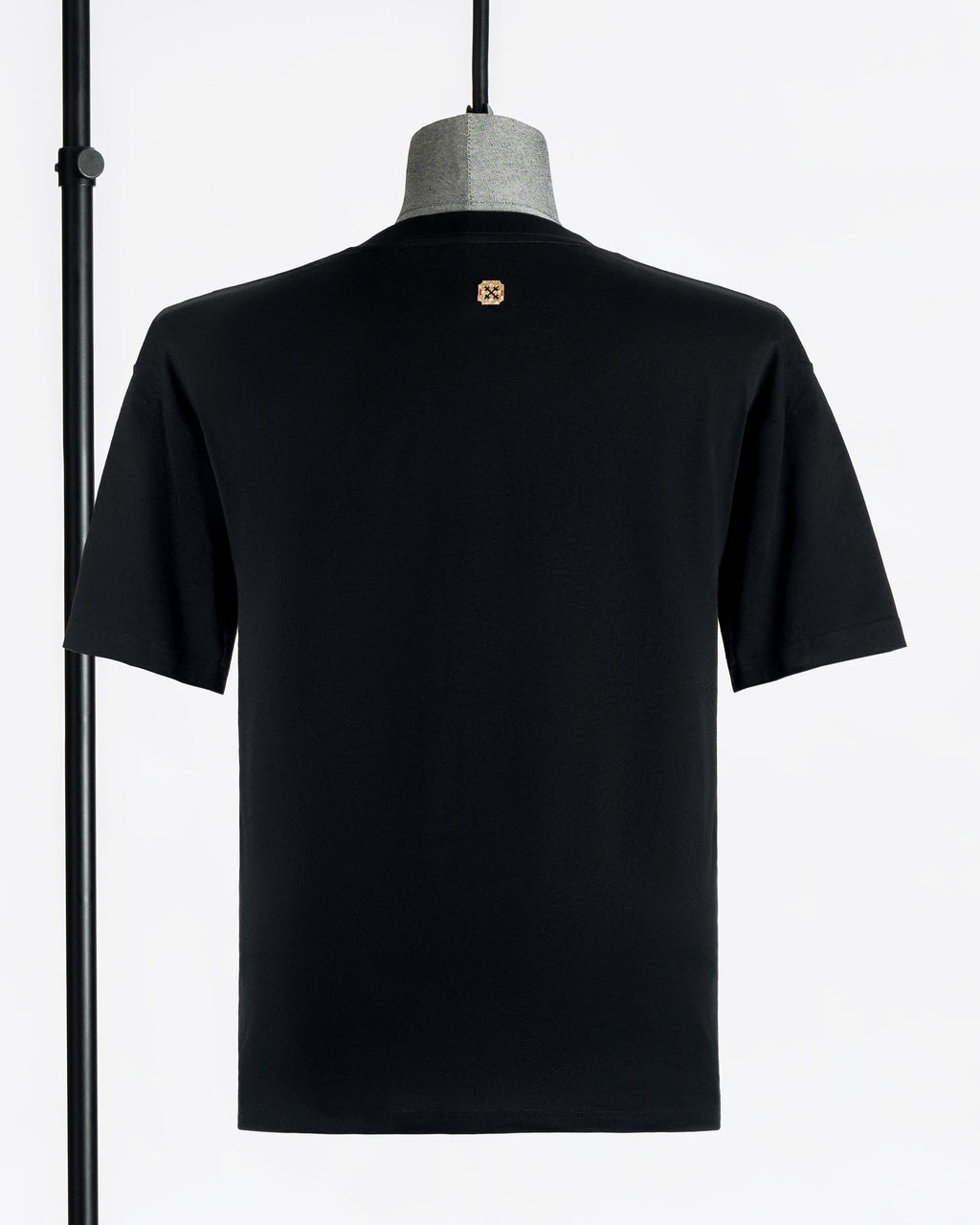 Black Priste T-Shirt